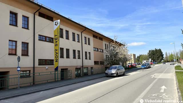 Pronájem bytu 2+kk s parkovacím stáním v Třeboni, Svobody, Třeboň – Třeboň II, okres Jindřichův Hradec