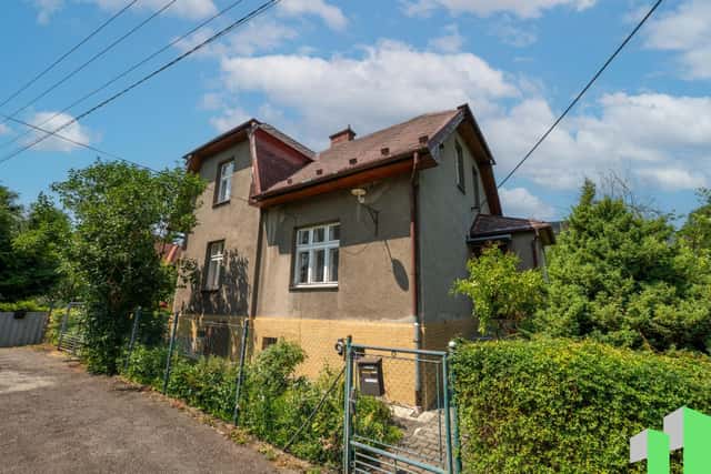 Prodej rodinného domu se zahradou a garáží v žádané lokalitě Ostrava Petřkovice, U Jana, Ostrava – Petřkovice, okres Ostrava-město