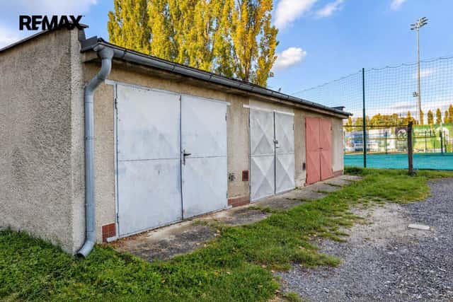 Garáž 22 m, Hlučín, ul. Komenského, Hlučín, okres Opava