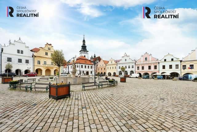 Nabízíme krásný historický dům na náměstí v Pelhřimově, Masarykovo náměstí, Pelhřimov