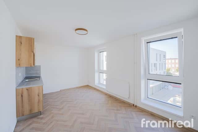 Pronájem bytu 1+kk, 26 m Veselí nad Moravou, náměstí Míru, náměstí Míru, Veselí nad Moravou, okres Hodonín