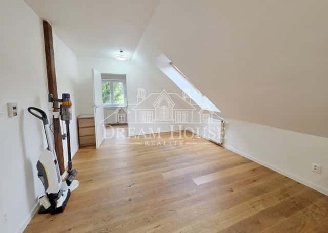 Prodej bytu 4+kk, 84 m2, Kaliště-Lensedly, OV, vlastní zahrada, sklep, parkování, po rekonstrukci, Kaliště, okres Praha-východ