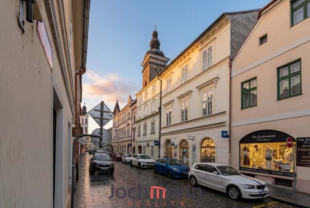 Pronájem nemovitosti 746 m, pozemek 334 m, České Budějovice 1, Hroznová, České Budějovice – České Budějovice 1