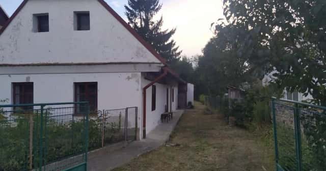 Prodám rodinný dům se zahradou, Chrast – Podlažice, okres Chrudim