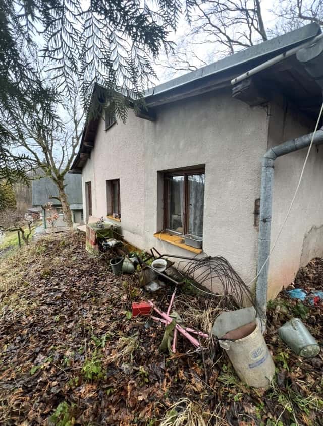 Prodám zděnou chatu s velkou zahradou, Kramolna, okres Náchod