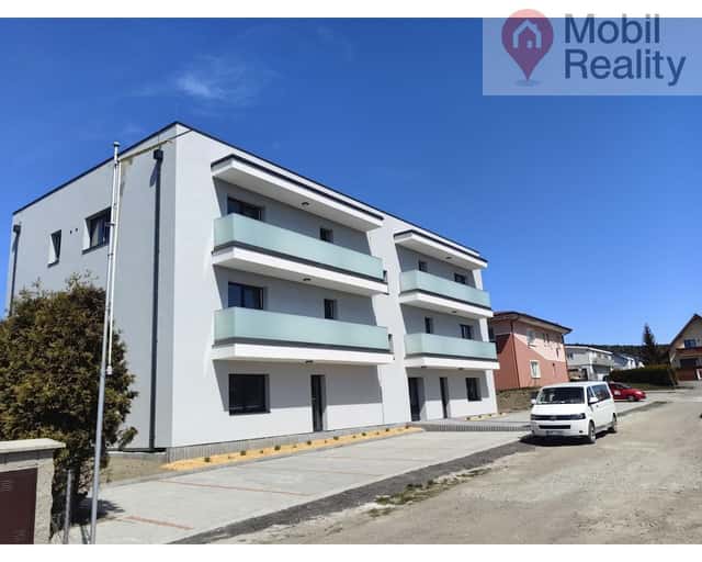 Novostavba před dokončením 2+kk + balkon, sklep a parkovací stání, Luční, Holýšov, okres Plzeň-jih