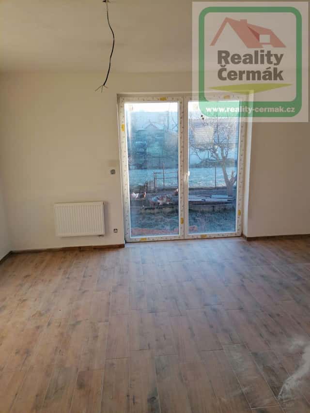 Pronájem 3+KK, 80m2, vlastní zahrádka 120m2, Belgická, Holýšov, okres Plzeň-jih