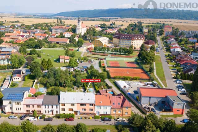 Nabízíme zděný rodinný dům 196 m2 v oblíbené obci Kostelec na Hané s pozemkem 856 m2, Havlíčkova, Kostelec na Hané, okres Prostějov