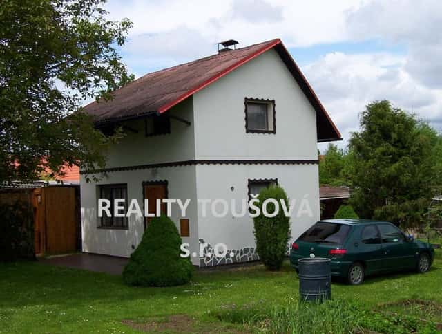 Exkluzivně nabízíme k prodeji útulnou chatu v oblíbené rekreační oblasti Nýřany Doubrava, Nýřany – Doubrava, okres Plzeň-sever