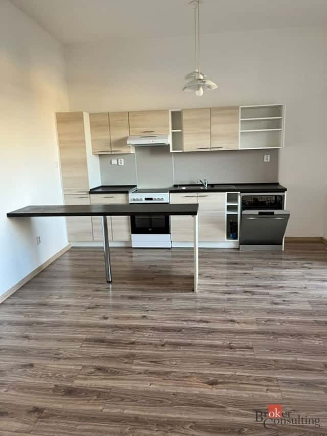 Pronájem, byty/2+kk, 61 m2, Mírové náměstí 215, 79312 Horní Benešov, Bruntál [ID 91242], Mírové náměstí, Horní Benešov, okres Bruntál