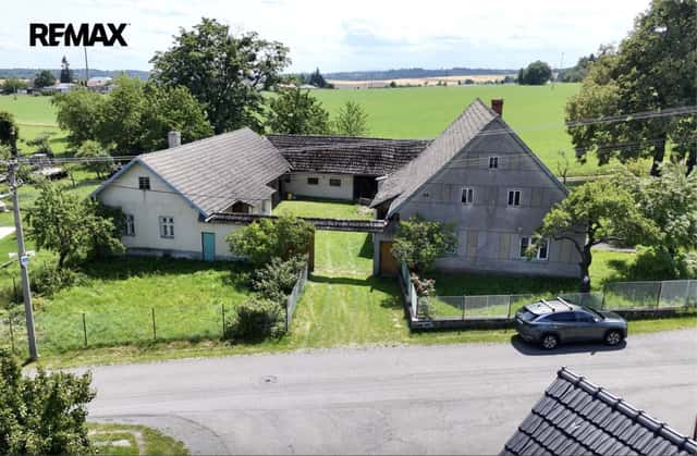 Prodej venkovského stavení s rozsáhlým pozemky 2 014 m v obci Spálov, Spálov, okres Nový Jičín
