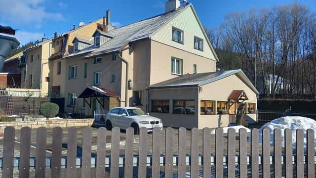 Prodej zavedeného penzionu s restaurací v Horním Žďáru v Ostrově, okr.Karlovy Vary, Ostrov – Horní Žďár, okres Karlovy Vary