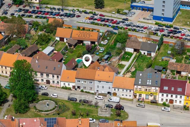 Prodej velice prostorného, patrového RD a větší zahradou, nám. J.V. Kamarýta, Velešín, náměstí J. V. Kamarýta, Velešín, okres Český Krumlov