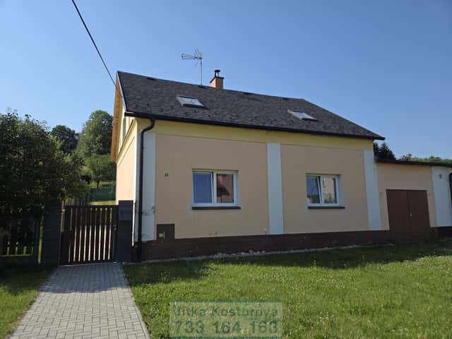 Prodej rodinného domu 130 m2, pozemek 376 m2, Krnov, Chářovská, Krnov – Pod Cvilínem, okres Bruntál