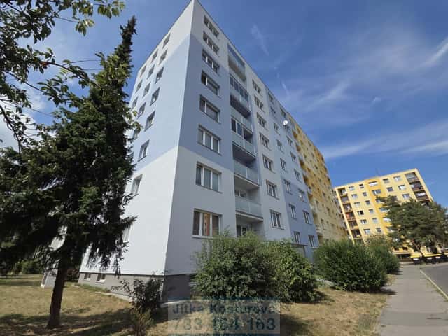 Prodej bytu 3+1, 83 m2, E.Hakena, Krnov, E. Hakena, Krnov – Pod Bezručovým vrchem, okres Bruntál