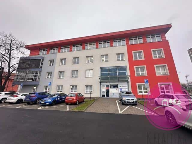 Pronájem dvou kanceláří o velikosti 30 m2 v Olomouci, Hybešova, Olomouc – Hodolany