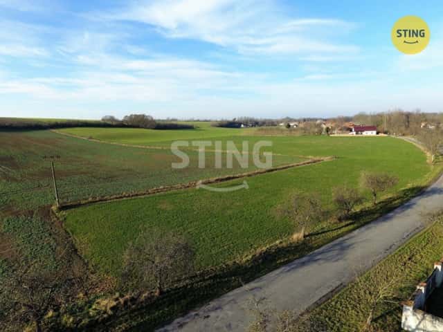 Pozemek, bydlení, prodej, Lozice, Chrudim, Lozice, okres Chrudim