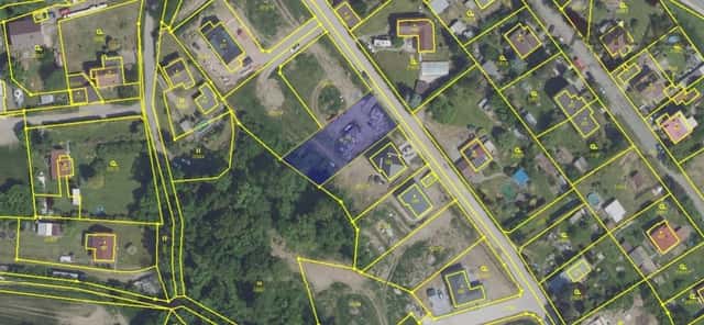 Prodej stavebního pozemku 891 m2 v obci Podělusy - městská část Týnce nad Sázavou, Týnec nad Sázavou – Podělusy, okres Benešov