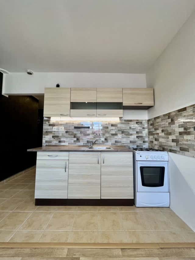 Pronájem bytu 1+1, Nádražní, Moravská Ostrava, 8800 Kč/měs, 31 m2, Nádražní, Ostrava – Moravská Ostrava, okres Ostrava-město