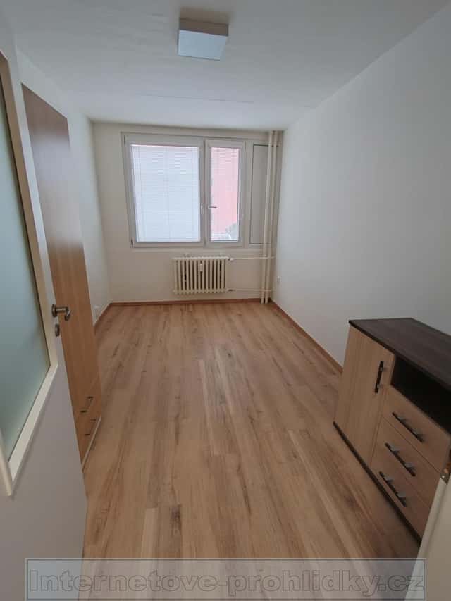 2kk, Kladno, Polská DK00116Z, Polská, Kladno – Kročehlavy
