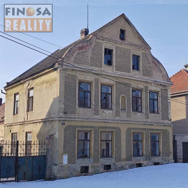 Na prodej velká zemědělská usedlost v obci Skupice u Postoloprt, okr. Louny, Skupice, Postoloprty – Skupice, okres Louny
