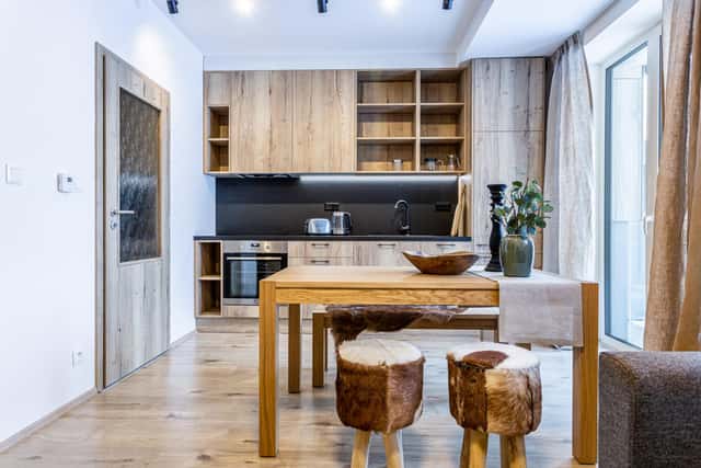 Nadstandardní apartmán 1+kk jen pár kroků od sjezdovek, Loučná pod Klínovcem – Loučná, okres Chomutov