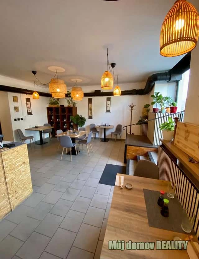 Pronájem zavedené restaurace 86 m² Rašínovo nábřeží, Praha 2 Nové Město, Rašínovo nábřeží, Praha 2 – Nové Město