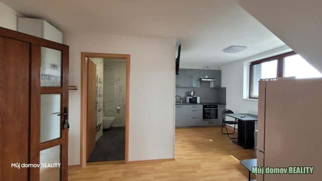 Pronájem nově zrekonstruovaného bytu 3+kk, 65 m Praha 4, Kunratice, Odboje, Praha 4 – Kunratice