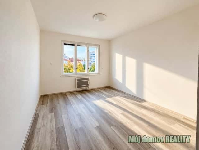 Pronájem zrekonstruovaného bytu 2+1, 57 m² Praha 6, Dejvice, Zemědělská, Praha 6 – Dejvice