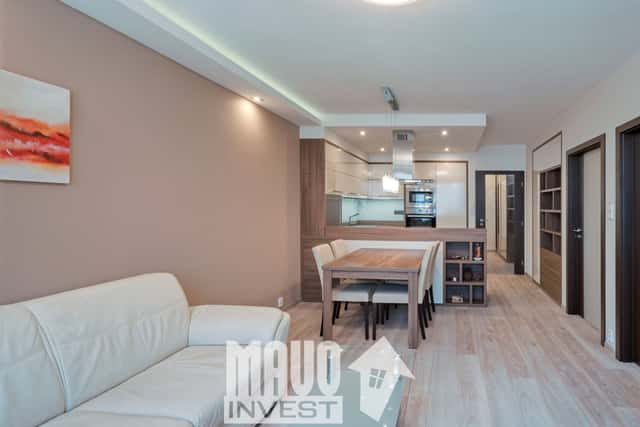 Prodej bytu 2 + 1 lodžie + garážové stání, Paříkova, Praha 9 – Vysočany