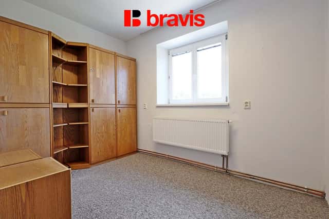 Pronájem kancelářských prostor v rodinném domě, ul. Osamělá Brno - Horní Heršpice, parkování, Osamělá, Brno – Horní Heršpice, okres Brno-město