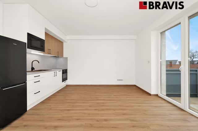 Pronájem bytu 1+kk, ulice Wolkerova, novostavba, balkon, sklep, Wolkerova, Rosice, okres Brno-venkov