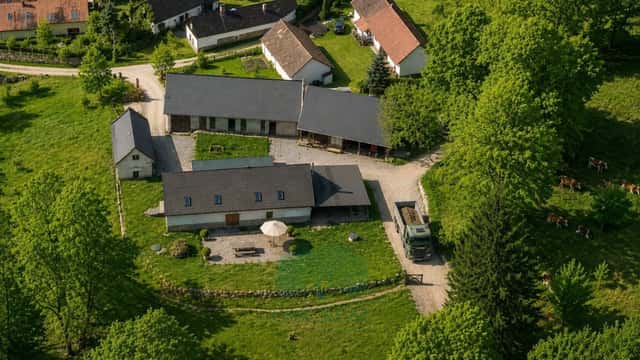 Prodej zemědělské usedlosti o velikosti 952 m, pozemky o celkové výměře 303.554 m, Vrchotovy Janovic, Vrchotovy Janovice – Rudoltice, okres Benešov