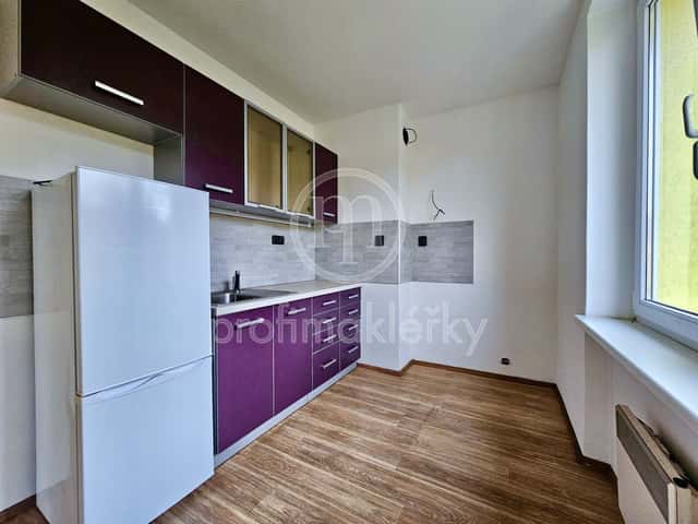 Pronájem zrekonstruovaného bytu 2+kk, 56 m2, Moravský Krumlov, Husova, Moravský Krumlov, okres Znojmo