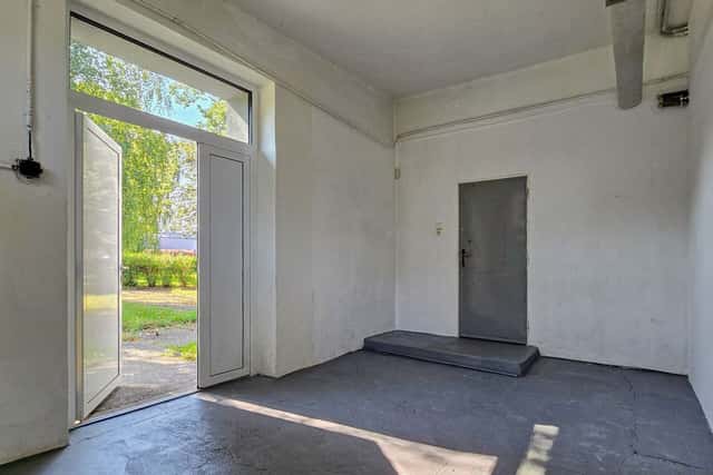 Víceúčelová budova 344 m2 s možností venkovního skladování nebo dostavby skladovací haly v Karviné, Lešetínská, Karviná – Staré Město