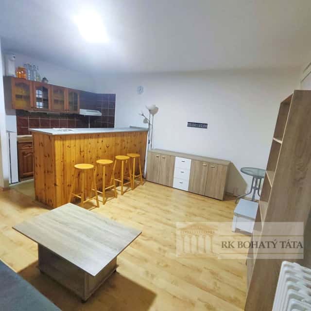 Pronájem bytu 2 + kk, panelový, 48 m2, Ústí nad Labem - Krásné Březno, Obvodová., Obvodová, Ústí nad Labem – Krásné Březno