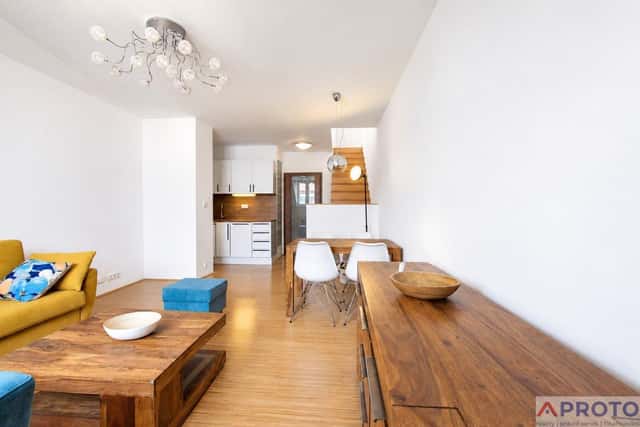 Pronájem mezonetového bytu 2+kk, 62 m2, terasa 8,5 m2, Vlkova, Praha - Žižkov, Vlkova, Praha 3 – Žižkov