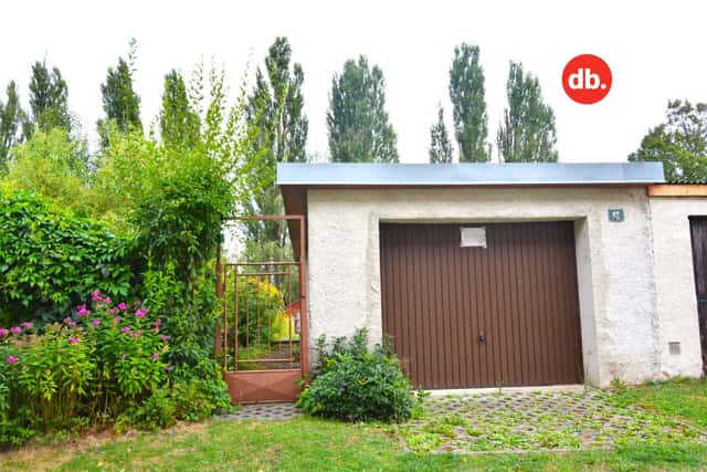 Prodej garáže 25 m a zahrady s chatou, Toužim, Plzeňská, Toužim, okres Karlovy Vary