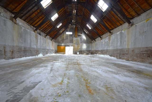 Prodej komerční haly s užitnou plochou 730 m2, Kostelec nad Labem (okres Mělník), ul. Neratovická, Neratovická, Kostelec nad Labem, okres Mělník