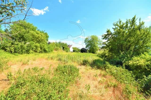 Prodej stavebního pozemku 793 m2, včetně inženýrských sítí, Praha 9 - Dolní Počernice, ul. Ždírnická, Praha 9 – Dolní Počernice