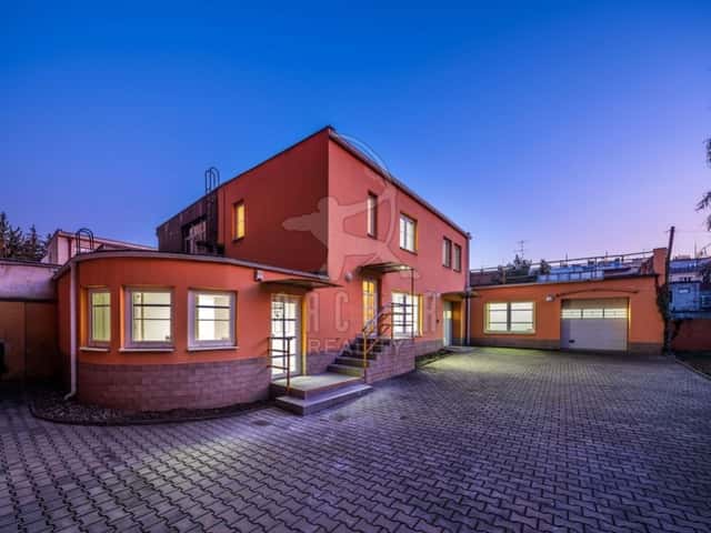 Prodej RD/T/G, 319 m2, pozemek 699 m2, Praha 10 - Strašnice, ul. V olšinách, V olšinách, Praha 10 – Strašnice