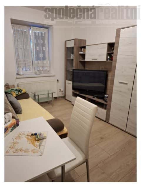 Byt, 1+kk, pronájem, Na Hrázi, Holubice, Praha západ, Na Hrázi, Holubice, okres Praha-západ