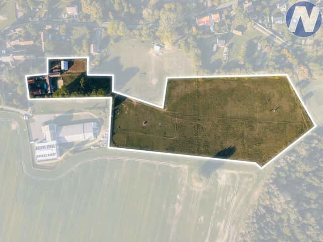 PRODEJ KOŇSKÉHO RANČE INVESTIČNÍ AREÁL S 10 BOXY A 5,7 HA POZEMKŮ, Stříbro – Lhota u Stříbra, okres Tachov