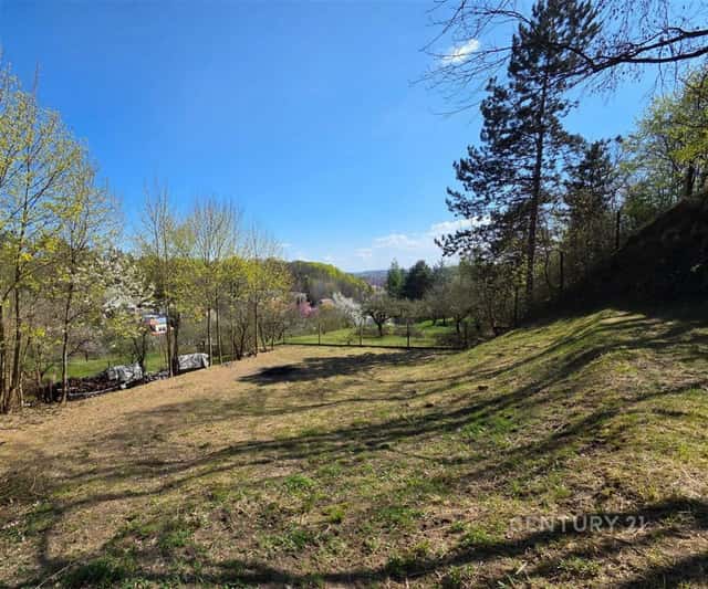 Pozemek 1147m2, Lobeč, Kralupy n. Vl., Kralupy nad Vltavou, okres Mělník