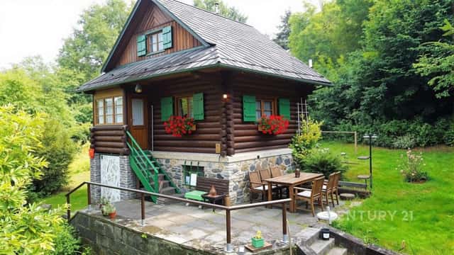 Srubová chata u Sázavy 2+1, na pozemku 1475m2., Chocerady – Samechov, okres Benešov