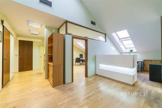 Nabídka k pronájmu moderního kancelářského prostoru s panoramatickým výhledem v srdci Prahy, Wenzigo, Wenzigova, Praha 2 – Nové Město