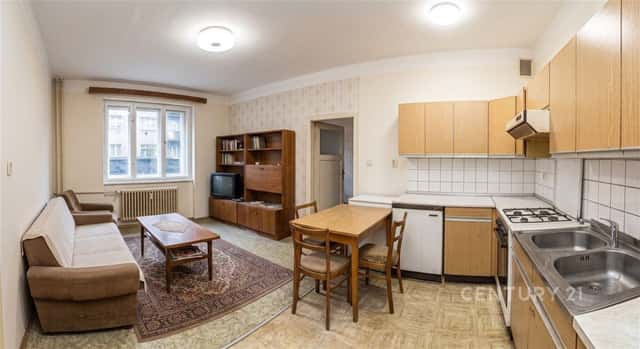 Prodej světlého bytu 4+kk před rekonstrukcí, Vršovice, Praha 10, Vršovická, Praha 10 – Vršovice