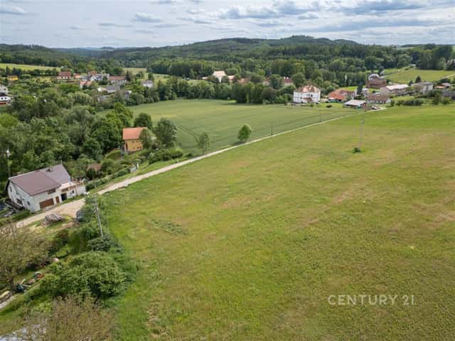 Prodej stavebního pozemku 909m2, v obci Radíč (2127/4) okres Příbram, Radíč, okres Příbram