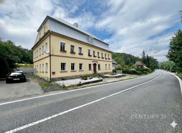 Pronájem podkrovního bytu 2+kk, Jířetín pod Jedlovou, Lesné 17, Jiřetín pod Jedlovou – Lesné, okres Děčín