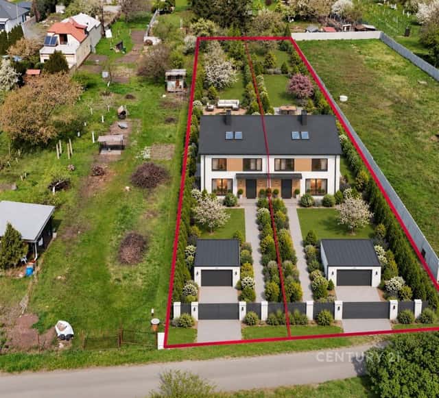 INVESTIČNÍ PŘÍLEŽITOST 2 232 m S POTENCIÁLEM OBYTNÉ VÝSTAVBY, HODONÍN VÝHON, Hodonín